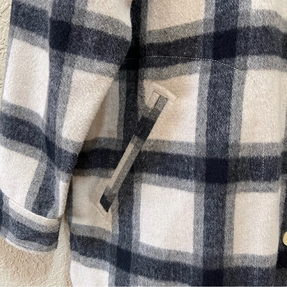 Levi’s Shacket Jacket Flannel Plaid Wool Oversized Button Up Blue Cream Large